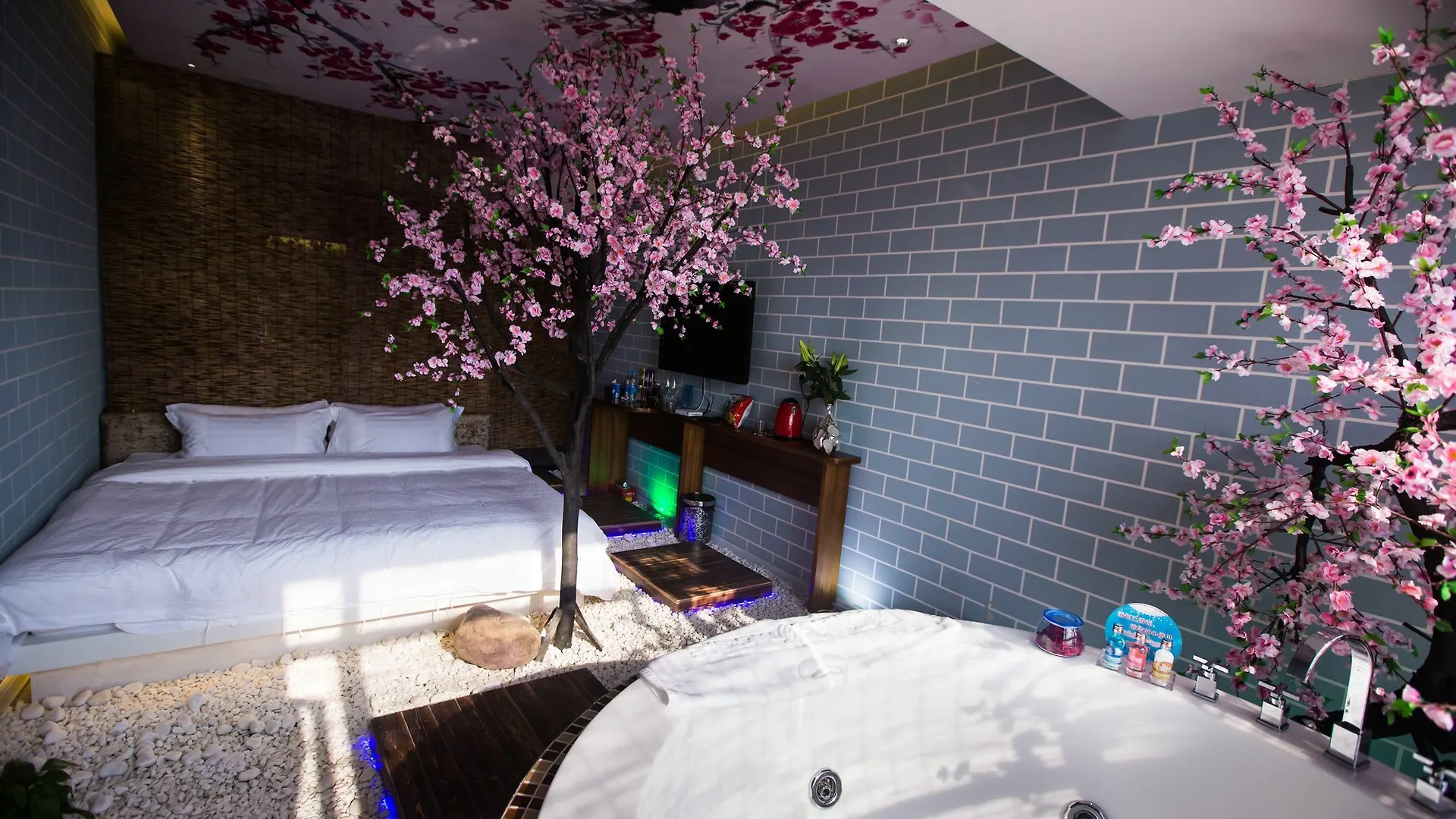 Love Romantic Scene Hotel Luoyang  3*, Luoyang (Henan) China