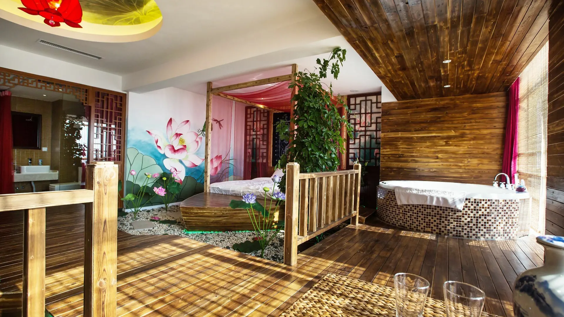 Love Romantic Scene Hotel Luoyang